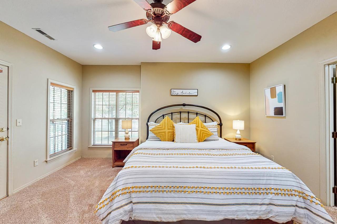 Stonebridge Hideaway Apartment Branson West Exterior photo