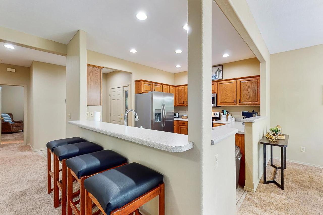 Stonebridge Hideaway Apartment Branson West Exterior photo